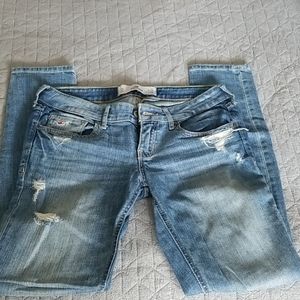 Hollister Super Skinny Jeans